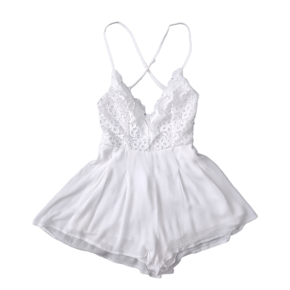 Lulu's white romper with lace criss-cross straps and pockets size s - Picture 2 of 6